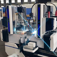 Machine de soudage automatique à quatre pistolets pour acier profilé à bride