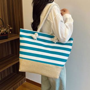 Sac fourre-tout de plage en toile rayée grande capacité en coton avec poignée en corde – Style et fonctionnalité - Product Image 4