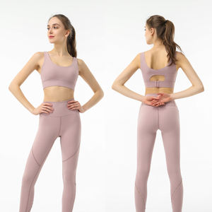 Camiseta Deportiva de Yoga, Fútbol y Gimnasio, Transpirable, Ecológica, de una Sola Pieza, con Logotipo Personalizado y Costuras de Color Sólido - Product Image 4