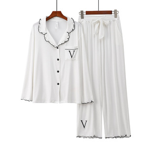 PJ-053 Conjunto de Pijama de Modal Tejido para Mujer, Manga Larga, Cuello Camisero, Rayas Anchas, Corte Holgado, Ropa de Dormir para Otoño e Invierno, Dos Piezas - Product Image 4