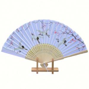 Éventails pliants personnalisés en tissu floral avec design en bambou ajouré, technique de peinture, pour festivals, mariages, souvenirs - Product Image 4