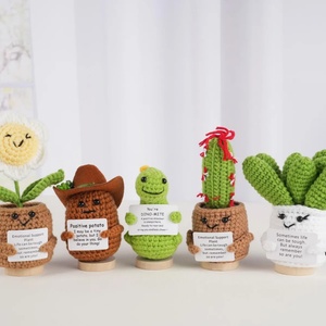 Articles décoratifs de Noël au crochet personnalisables en gros pour la décoration de bureau, plantes de <span class=keywords><strong>cactus</strong></span> en pot - Product Image 3