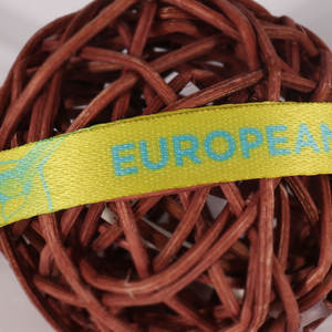 สายคล้องคอยาวพิมพ์ลายซับลิเมชันกว้าง1ซม. สีเหลืองสีปรับแต่งได้ตามต้องการ - Product Image 4