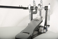 Basse à double pédale de haute qualité, tambour à double pédale, utilisé pour les performances de percussion
