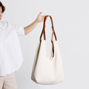 Korean style minimalist bag with detachable and adjustable <b>strap</b>, handbag, crossbody bag, <b>shoulder</b> bag, PU leather handle. - Product Image 1