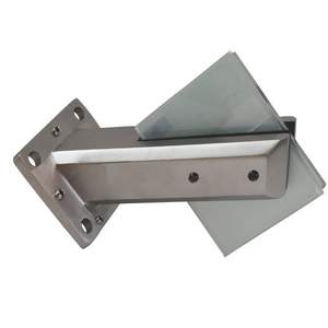 Ringhiera in Vetro Temperato per Scale con Angolo di Inclinazione Regolabile e Supporti in Acciaio Inox - Product Image 5