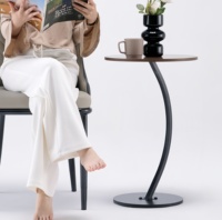 Vente en gros en usine de tables d'appoint et de tables basses de canapé simples et luxueuses en stock