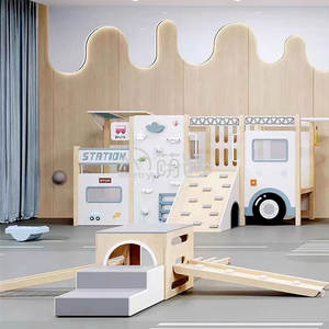 Moetry Nouveau Design Aire de Jeux en Bois en Forme de Bus Scolaire pour Tout-Petits Enfants Équipement d'Escalade pour Garderie - Product Image 2