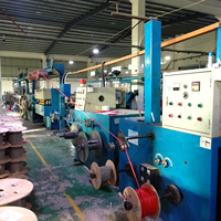 Machine de tirage de câbles robuste à courroie pour la production industrielle