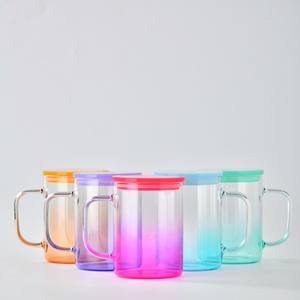 Entrepôt USA – Tasses à café transparentes en plastique de 17 oz avec couvercles colorés et poignée, idéales pour la sublimation - Product Image 4