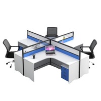 Bureau de coworking modulaire en bois moderne et durable, postes de travail extensibles avec design en panneaux de bois pour usage domestique et commercial