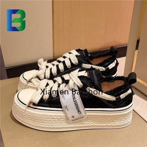 Barchon vente en gros Femme Tendance 2024 toile chaussures décontractées femmes plate-forme vulcanisée baskets - Product Image 3