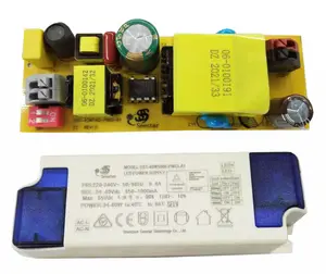 Controlador led de corriente constante, conmutador ajustable, 26-32W, TUV, CE, CB, SAA, CCC, nuevo ERP estándar, parpadeo libre aislado