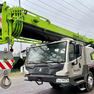Grue sur camion Zoomlion ZTC350H 35T en bon état, performances fiables, composants durables pour les travaux de construction - Product Image 1