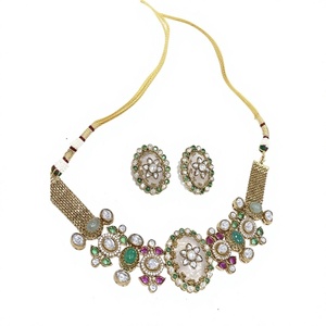 Conjunto de Gargantilla y Pendientes de Moissanita Chapados en Oro de Latón de la Mejor Calidad para Mujer, Colección de Moda para Bodas y Fiestas - Product Image 2