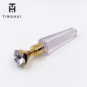 Envases Vacíos para Brillo Labial con Aplicador, Marca Privada Crown, con Diseño de Diamante, Nuevos - Product Image 5