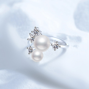 Bague en verre géométrique en U, design original, micro-incrustation de perles de laboratoire Gemini, unisexe, mode de niche, style OL simple, électroplaquée - Product Image 3
