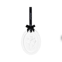 Diffuseur d'aromathérapie à domicile Diffuseur d'huiles essentielles suspendu Pendentif en plâtre de fleurs en céramique parfumées en pierre