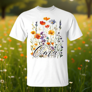 Camiseta Oma Wildflowers con diseño floral para regalo del día de la madre - Product Image 3