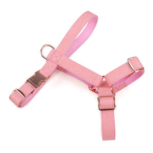 Produsen Oem Odm kustom kualitas tinggi dapat disesuaikan desainer mewah kulit Vegan anyaman nilon tali kekang anjing merah muda - Product Image 3