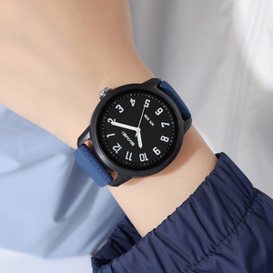 Multi-color Silicone Minimalist Quartz Watch OEM Custom Logo 50M Waterproof Unisex Student Casual Wristwatch Factory Wholesale - Product Image 6