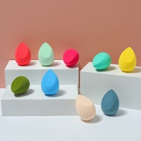 Lot de 2 éponges de maquillage colorées en forme de goutte d'eau, sans latex, pour un maquillage parfait