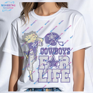 Hojas <span class=keywords><strong>de</strong></span> alta calidad <span class=keywords><strong>de</strong></span> diamantes <span class=keywords><strong>de</strong></span> imitación <span class=keywords><strong>de</strong></span> transferencia <span class=keywords><strong>de</strong></span> calor Hotfix con logotipo <span class=keywords><strong>de</strong></span> equipo deportivo brillante personalizado recomendado a la moda - Product Image 2