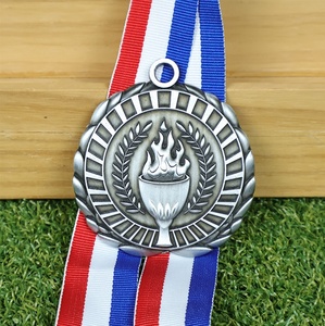 Medaglia Commemorativa Sportiva Personalizzabile in Metallo Placcato Stile Antico, Premio per Eventi Sportivi e Maratone - Product Image 4