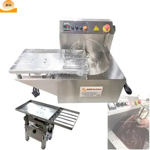 Goedkope Automatische Chocolade Melters Smelter Pot 15 Kg 8Kg Vibrerende Tafel Temperen Pinda Chocolade Coating Pan Machine