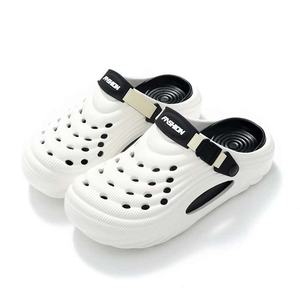 Sepatu <span class=keywords><strong>Clog</strong></span> Kasual Pria Anti-Slip Tahan Air Deran 2025, Sandal Bernapas dengan Busa Pemulihan, Sabots Grosir Langsung dari Pabrik - Product Image 1