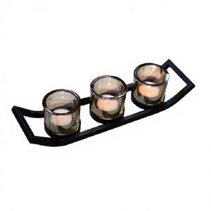 Photophore en fer noir avec 3 supports en verre pour décoration de mariage, de fête et d'événements, porte-bougie chauffe-plat - Product Image 1