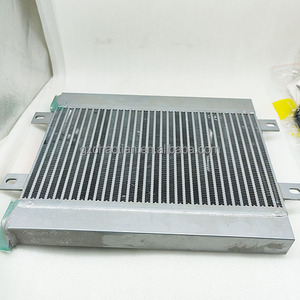 Refroidisseur d'huile de haute qualité 2241001452 pour moteur KX057-4, radiateur de refroidissement d'huile 2241001452 - Product Image 6