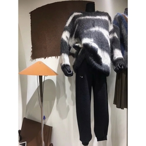 Ensemble haut et chemise en tricot <span class=keywords><strong>au</strong></span> <span class=keywords><strong>crochet</strong></span> pour femme, Vêtements en gros pour femmes, Fabricant de vêtements personnalisés en stock - Product Image 6