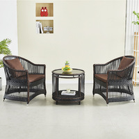 Ensemble table et chaises de balcon en rotin de style décontracté, tressé, pour l'extérieur, idéal pour patios, jardins et maisons d'hôtes – Vente directe usine