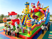 Structure gonflable commerciale avec toboggan et parcours d'obstacles, centre de jeux pour enfants, pour parcs d'attractions intérieurs et extérieurs