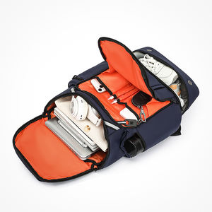 Mochila Grande Impermeable Personalizada para Mujer, de Poliéster, para Portátil, con Cierre USB, Sistema de Transporte con Correa, para Deportes al Aire Libre - Product Image 3