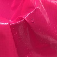 100% Nylon 20D 0.25mm Ribstop Double côtes tissu scintillant motif tissé de couleur vive pour les vestes d'hiver enduites de PU