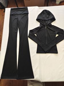 2025 personalizzato inverno in tinta unita ricamato abbigliamento lungo completo giacca con Zip pieghevole pantaloni svasati donna 2 pezzi Casual Set Yoga Loungewear - Product Image 6