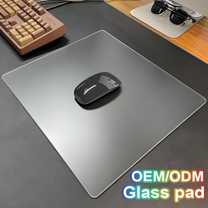 Alfombrilla de Ratón para Juegos de Vidrio Templado Ultra Suave, Base de Silicona Antideslizante y Duradera de Baja Fricción, Diseño de <span class=keywords><strong>Anime</strong></span> para Esports, en Stock - Product Image 1