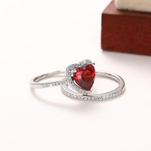 แหวนรูปหัวใจประดับเพชรซิคอน เงินแท้ 925 แบบฝังเพชร แหวนเพชรสำหรับผู้หญิง - Product Image 5