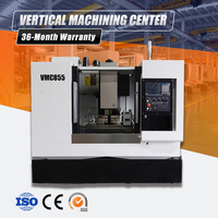 Centre d'usinage vertical CNC VMC855 à 3 axes avec broche BT40 et guides linéaires pour moules de précision