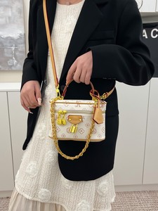 Monica <span class=keywords><strong>Chichi</strong></span> กระเป๋าแต่งหน้าแนวเรโทรขนาดเล็กสำหรับผู้หญิงพิมพ์ลายเสือดาวกระเป๋าทรงสี่เหลี่ยมสะพายข้างแบบสะพายไหล่ข้างเดียว - Product Image 6