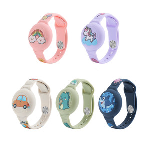 Paquete de 2 fundas impermeables con soporte de dibujos animados bonitos, banda de silicona para pulsera <span class=keywords><strong>Airtag</strong></span> para niños - Product Image 2