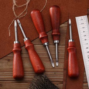 <span class=keywords><strong>Coupe</strong></span>-<span class=keywords><strong>bordure</strong></span> en cuir bordeaux ensemble de 5 pièces tête en <span class=keywords><strong>acier</strong></span> inoxydable manche en bois de hêtre <span class=keywords><strong>coupe</strong></span>-bord à la main pour le cuir - Product Image 5