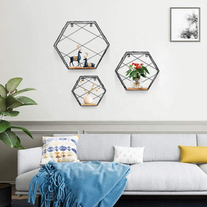 Mensola <span class=keywords><strong>in</strong></span> ferro esagonale a parete decorativa <span class=keywords><strong>in</strong></span> metallo galleggianti scaffali <span class=keywords><strong>in</strong></span> <span class=keywords><strong>legno</strong></span> con deposito per decorazioni da parete e oggetti da contenimento - Product Image 2
