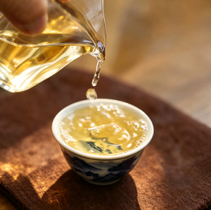 Thé Blanc Bio Fuding Silver Needle de Haute Montagne 2026 Baihao Yinzhen Pure Buds Alpine Ecological en Vrac Vente en Gros OEM - Product Image 3