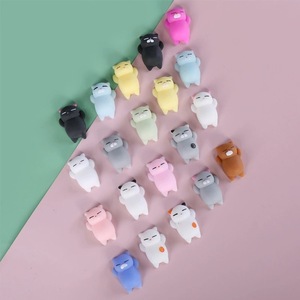 Jouets anti-stress mignons en forme d'animaux, jouets souples en TPR à presser, jouets amusants, pattes de chat kawaii pour enfants et adultes - Product Image 2