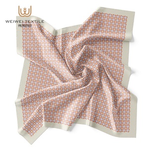 Velo Estampado Multicolor con Logotipo Personalizado, 115 cm, Suave, Estilo <span class=keywords><strong>Shayla</strong></span>, Pañuelo para la Cabeza, Hiyab Cuadrado - Product Image 4