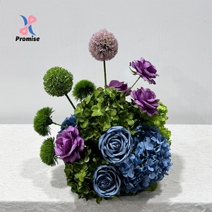 Arreglo Floral Moderno Hecho a Mano con Hortensias y Anthurium Verde Musgo Natural Realista para Decoración de Bodas, Banquetes y Regreso a Clases - Product Image 1