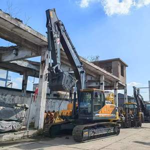 Excavadora de cadenas Hyundai 225LC-9T original coreana de segunda mano, en excelentes condiciones de funcionamiento. Inventario de Excavadoras - Product Image 3